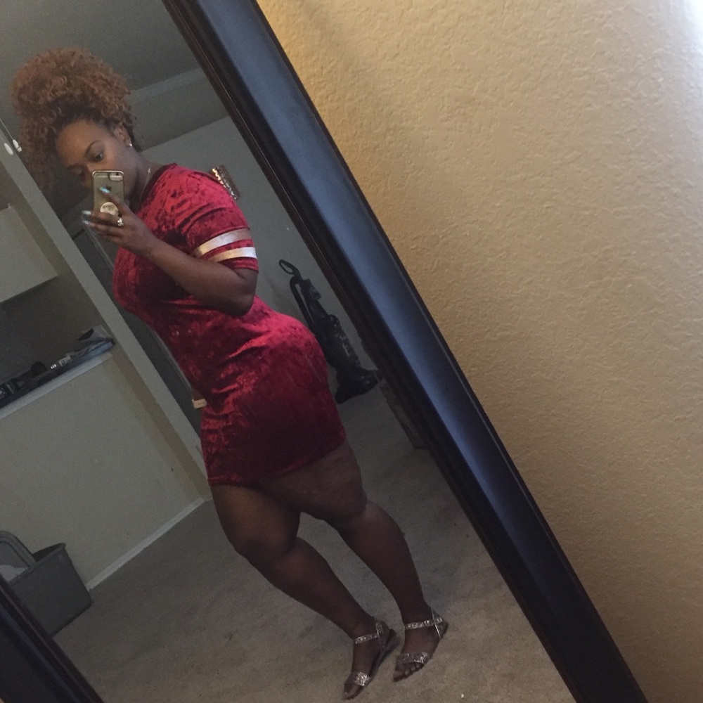 Velvet mini